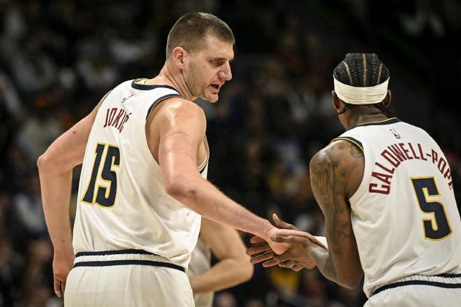 首回合比赛 首回合比赛