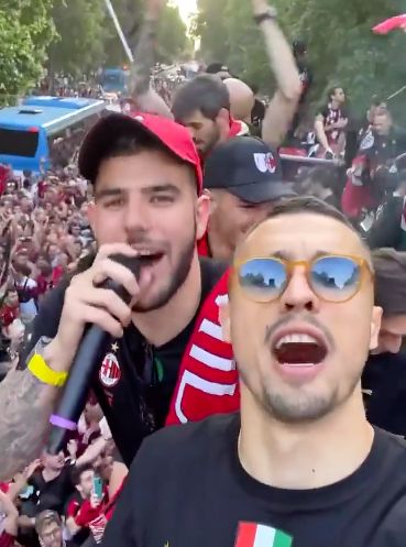 球加上一记 球加上一记