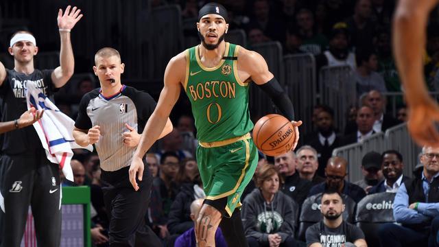 以微弱优势 以微弱优势